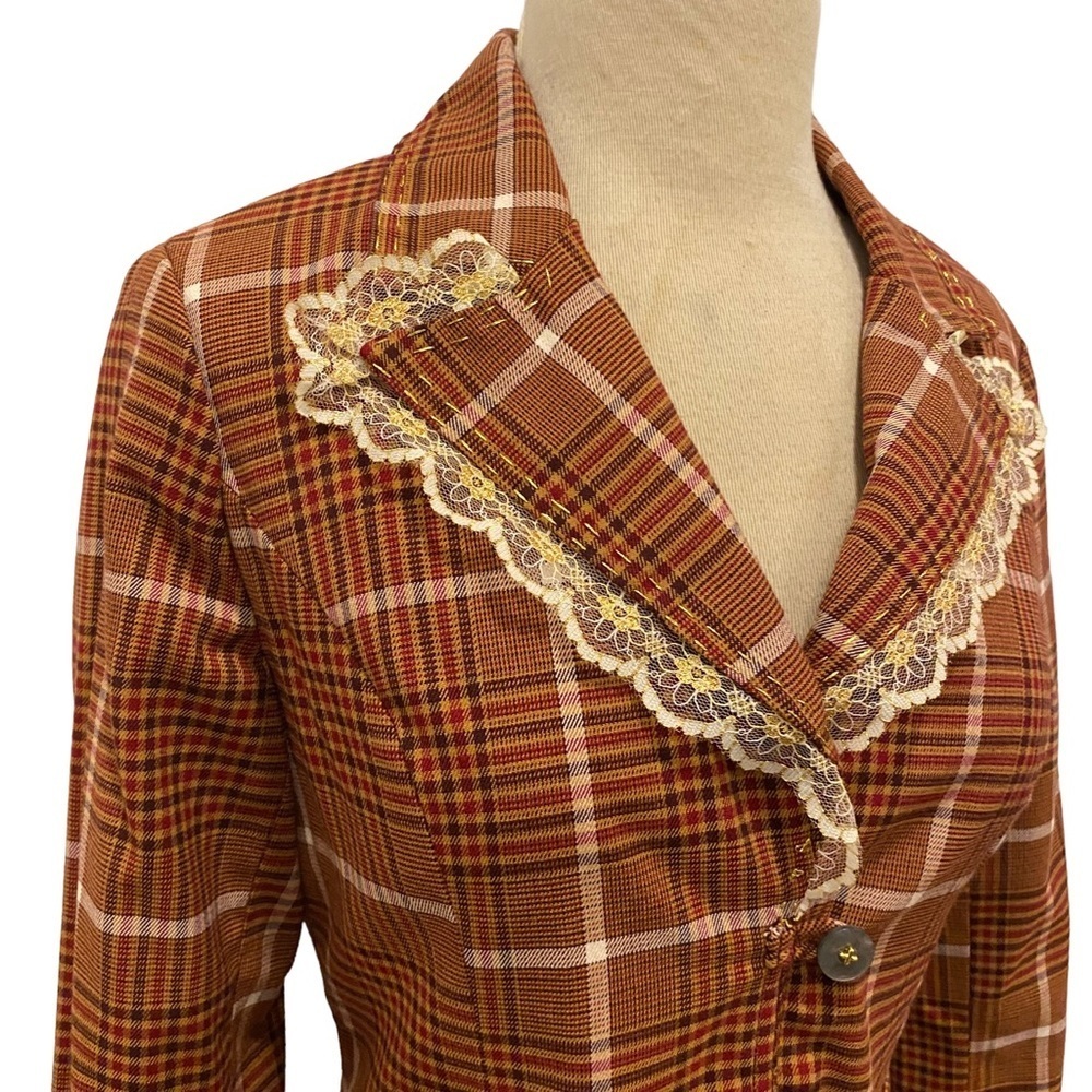 Y2K Plaid Blazer With Lace Trim Collar - Picture 5 of 11